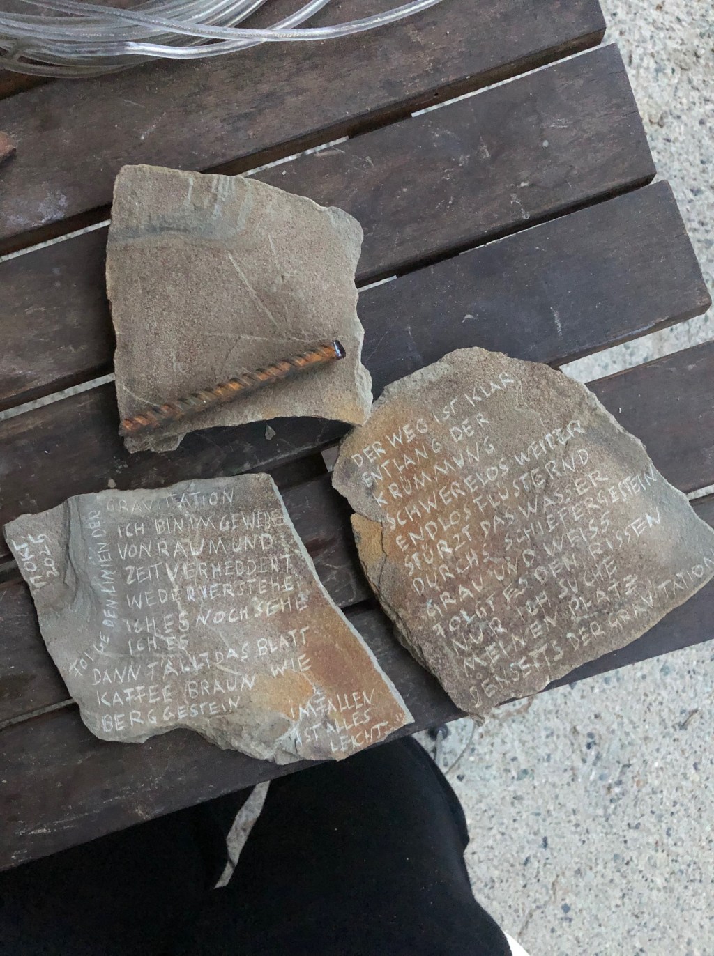 Drei Tage lang Stein Poet